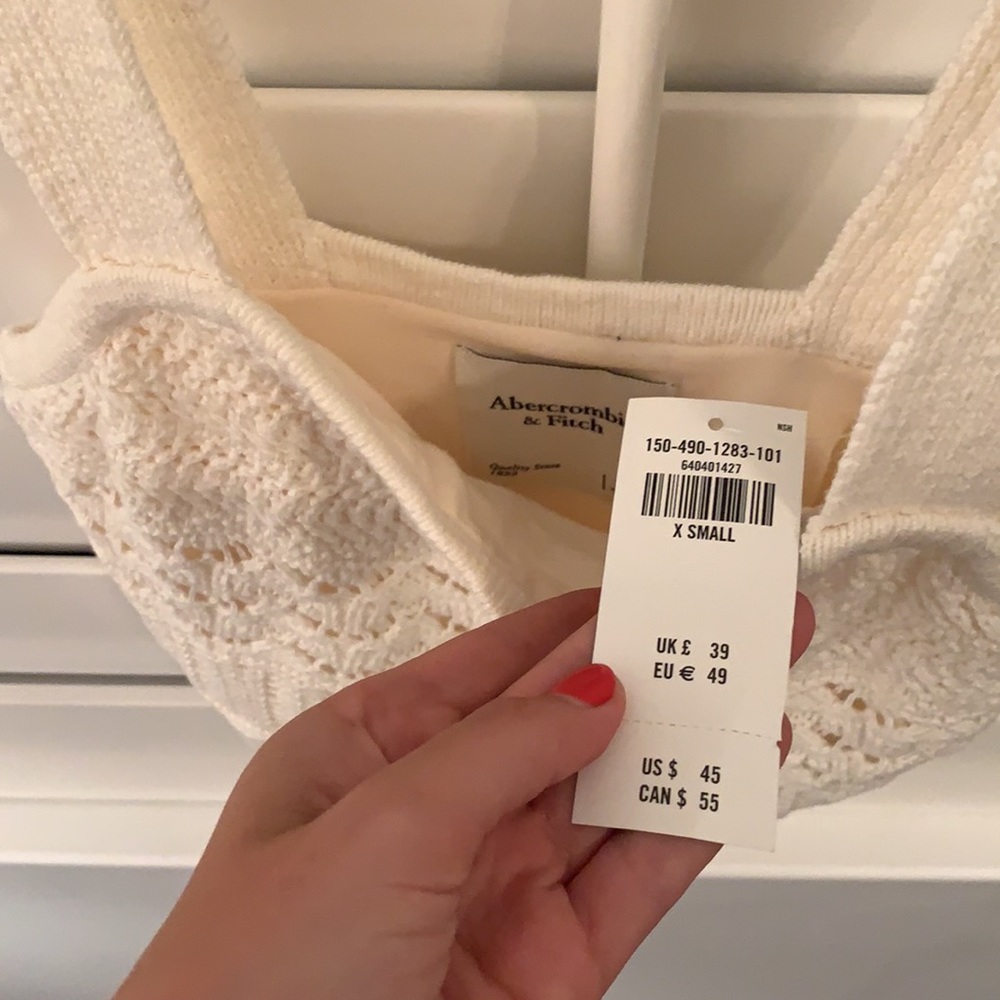 Abercrombie Crocheted Crop Top - Picture 3 of 3